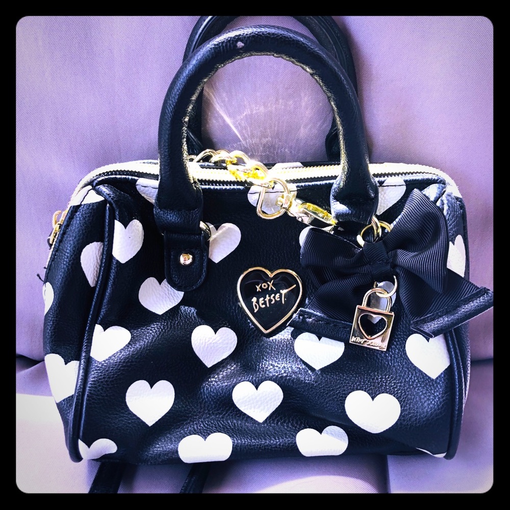 Betsey Johnson Small shoulder purse!